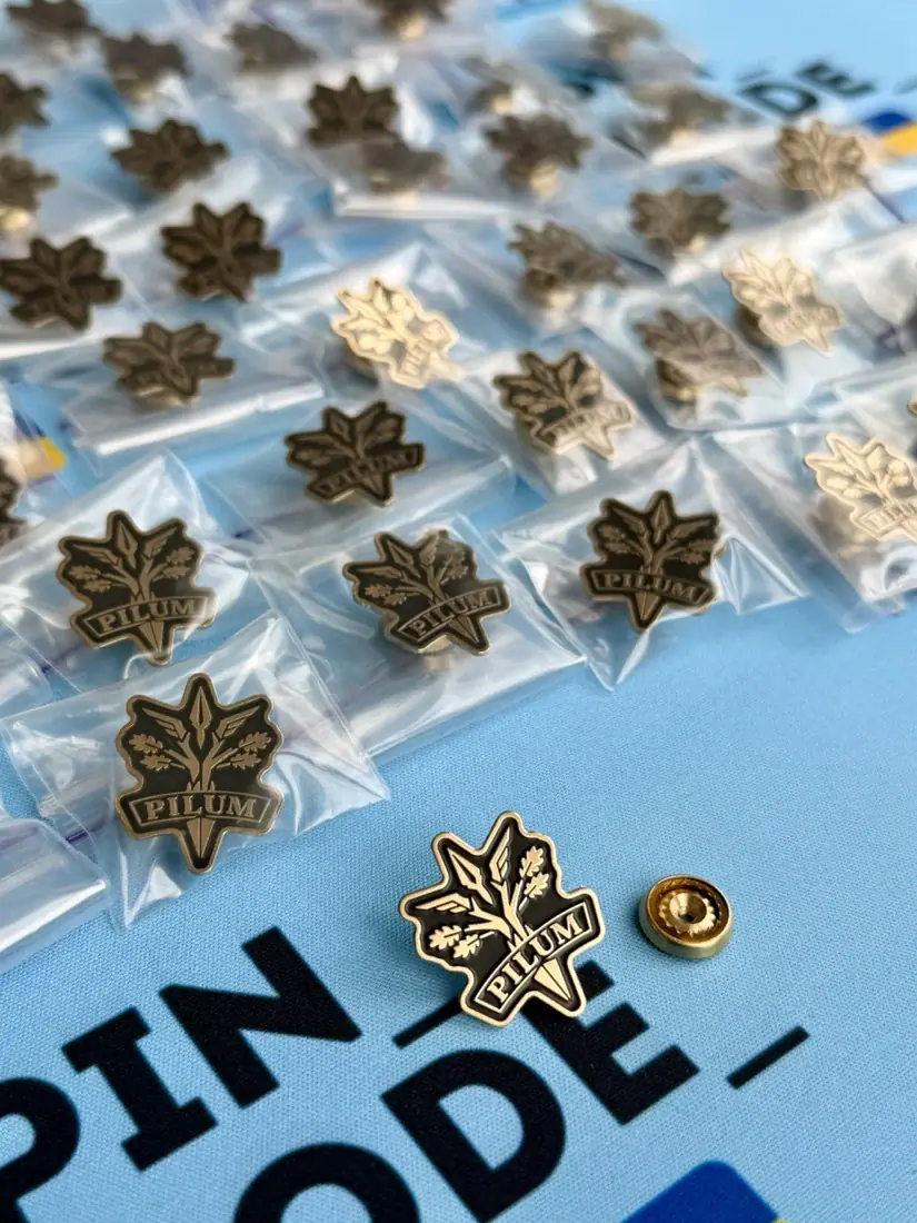 піни «дубове листя» з гвинтом на закрутці